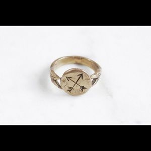 Golden Crossed Arrows signet ring